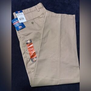 Men’s Dickies Work Twill Pants - Sz 36-30 - Khaki
